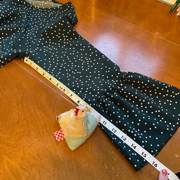 Blouse M Shein High Low Forest Green White Polka Dots Bell Sleeve Shirt - Picture 6 of 9